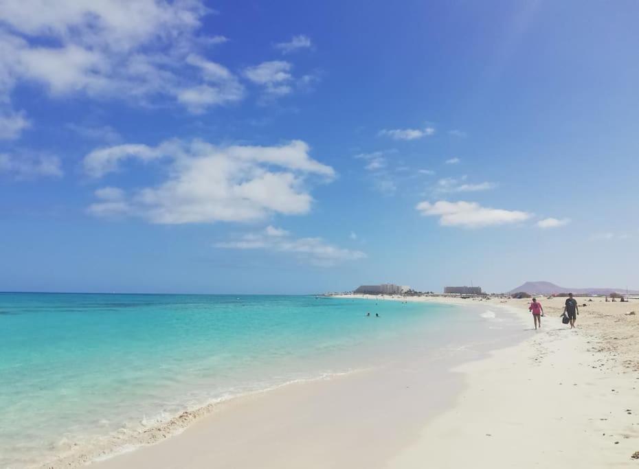 דירות Blue Ocean Corralejo: Sunny Terrace, Pool, Wifi מראה חיצוני תמונה